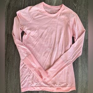 Lululemon swiftly, tee